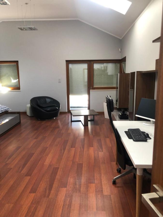 Apartament Przy Lesie Chojno-Blota Wielkie ภายนอก รูปภาพ